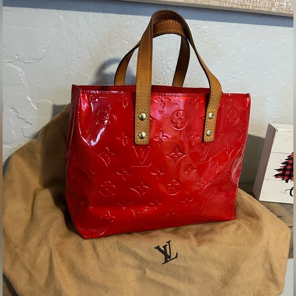 Other - EUC Louis Vuitton Monogram Vernis Reade PM handbag in red patent leather